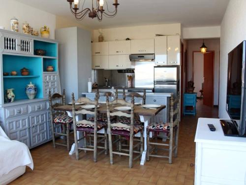 Appartement Port-la-Nouvelle, 3 pièces, 6 personnes - FR-1-229C-746 - Location saisonnière - Port-la-Nouvelle