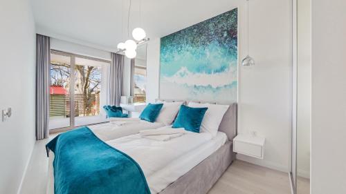 One-Bedroom Apartment image 4