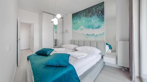 One-Bedroom Apartment image 3