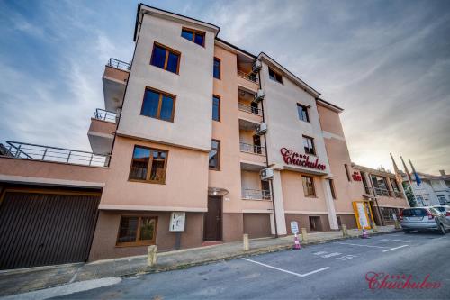 Hotel Chuchulev in سوزوبول