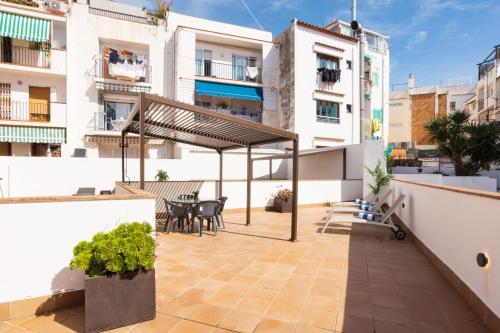 2 bedrooms, 3 beds