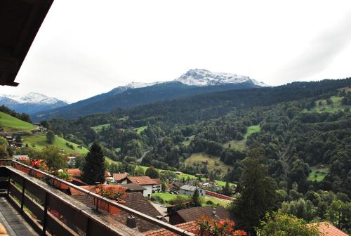 Rooms with Private bathrooms in 薩斯欽普拉蒂高