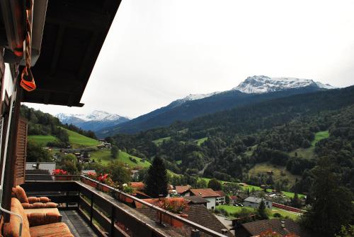 Rooms with Private bathrooms in 薩斯欽普拉蒂高