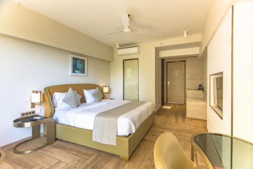 Winter Green Room room in The Fern Residency Goa Calangute
