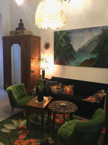LOFT D ARTISTES AVEC PATIO AU PORT DE NICE, Nice (fotografie 2)