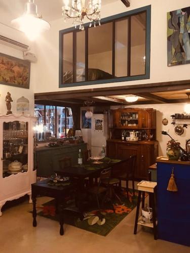 LOFT D ARTISTES AVEC PATIO AU PORT DE NICE, Nice (fotografie 8)