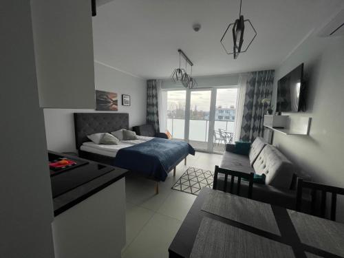 Kasprowicza 20 Luxury Apartments - Free Pool Saunas Salzgrotte Jacuzzi Gym Children's Playroom Fitness - image 4