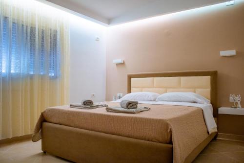 Deluxe Family Room image 7