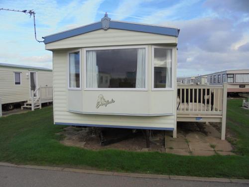 8 Berth on Coastfields (Everglade) 3