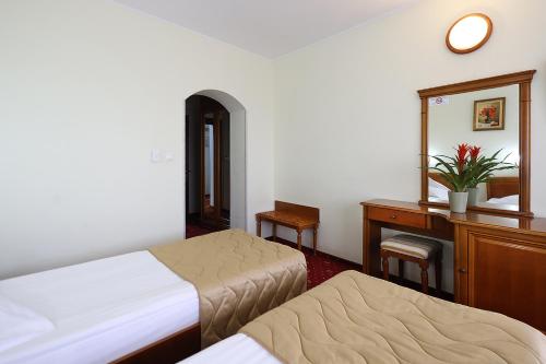 Hotel Moldova - image 10