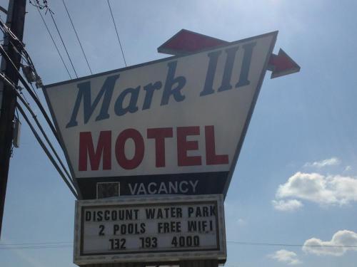 Mark III Motel and Apartments