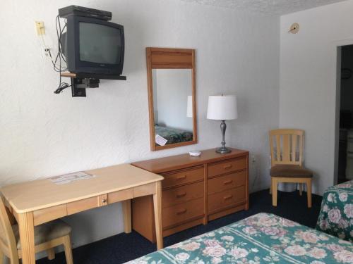 Mark III Motel and Apartments