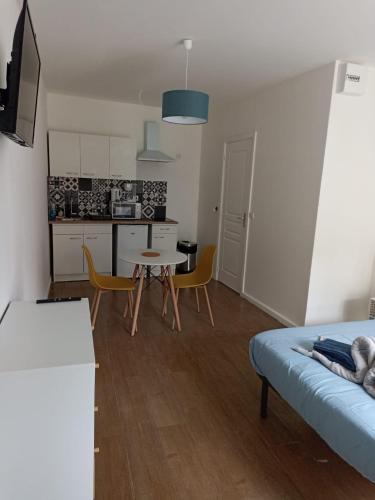 1 double bed