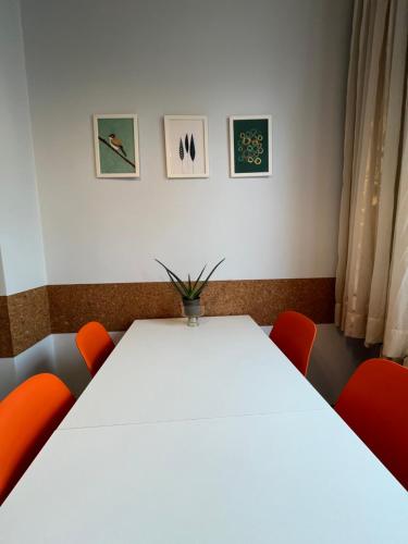 113 in Sofia with 2BR and 2 full bath, Sofia (Foto 9)