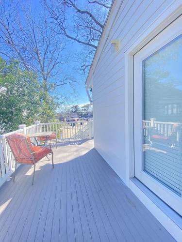 508 B The Upper Bungalow in Virginia Beach, USA