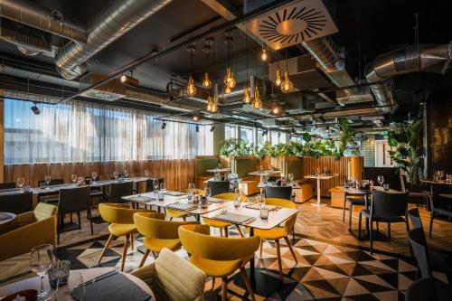 Restaurant, Mercure Newport in Newport