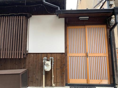 B&B Kyoto - 翠云間 庭院式京町屋 京都四条西院 - Bed and Breakfast Kyoto