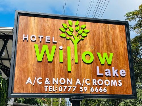 Hotel willow lake Kurunegala