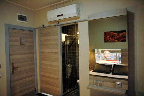 Sinem Hotel - image 3