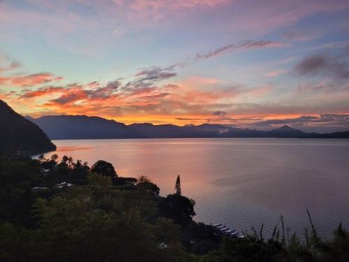 Palvelut, Casa Laguna: Best View In The World in Santa Cruz la Laguna