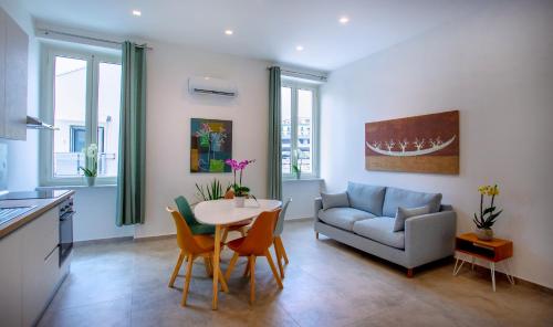 Cosmo 38 Luxury Apartments - Free Parking 3