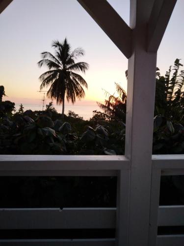 View, Studio lumineux avec vue sur la mer a Baillif – 45 m² + Terrasse in Baillif