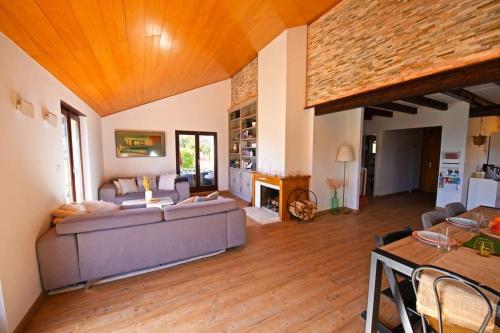  Lovely house in a quiet place in Bôle