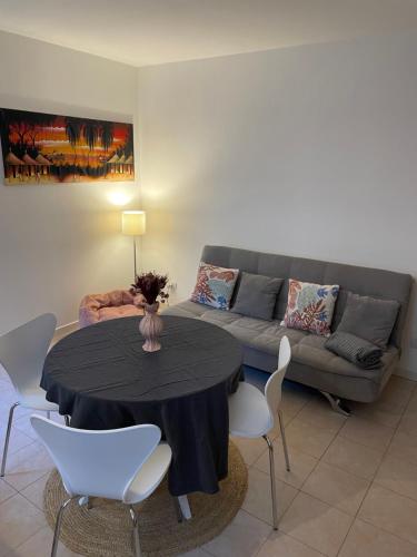  Apartment Menaggino, Pension in Menaggio