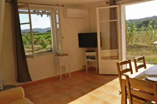 les Vignes Et la Pinede Pres de la Plage - Location saisonnière - Saint-Tropez