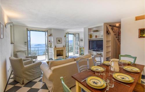 Stunning home in Zoagli with Jacuzzi, WiFi and 3 Bedrooms