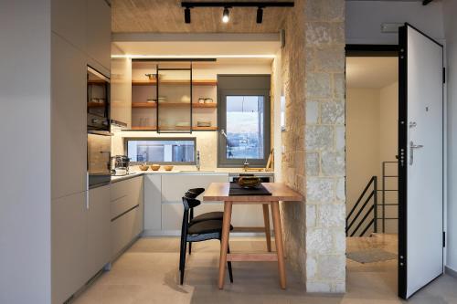 Kitchen, Pachnes Luxury Apartments - Heated Pool, Sea View in Akrotiri