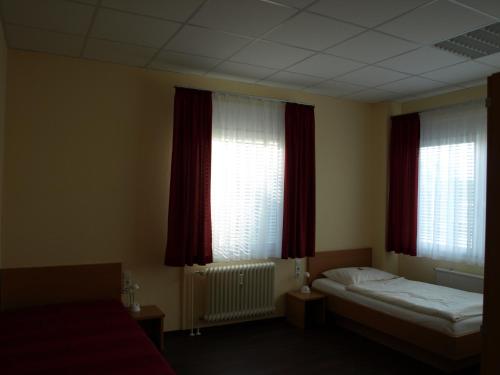 Boardingroom - image 4