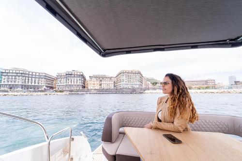 Al Campanile H Napoli Centro, by ClaPa Group Dislocated Hospitality in Molo Beverello