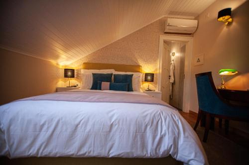 Double room, deluxe, partial sea view