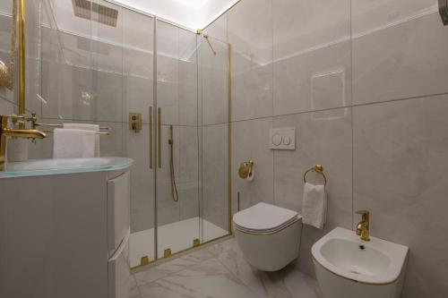FASHION APARTMENT GOLD Bologna with JACUZZI & CAR GARAGE, Boloňa (fotografie 7)