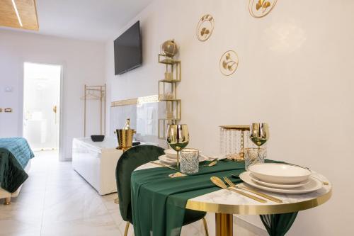 FASHION APARTMENT GOLD Bologna with JACUZZI & CAR GARAGE, Boloňa (fotografie 2)