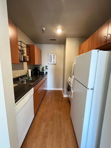 Hollywood Awesome Stay Free parking in Los Angeles (CA)