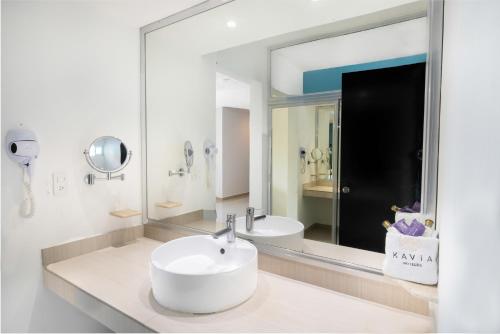 Hotel Playa Encantada - image 2