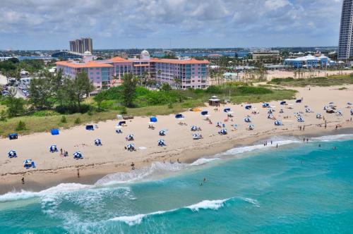 Palm Beach Shores Resort and Vacation Villas