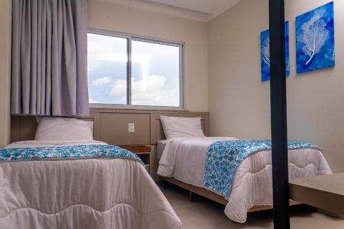 2 bedrooms, 4 beds