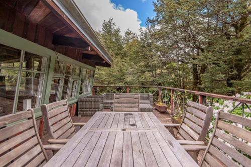 สภาพแวดล้อมโดยรอบ, Holiday Chalet in Arthurs Pass in อาเธอร์สพาสส์
