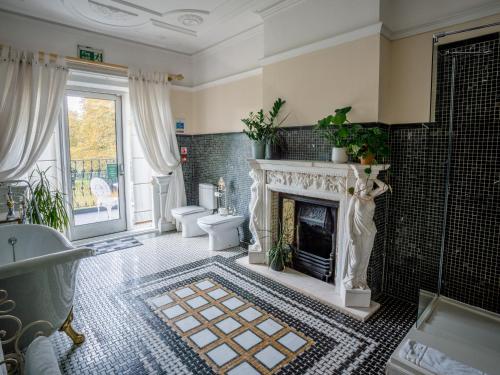 Berwick Lodge - image 9