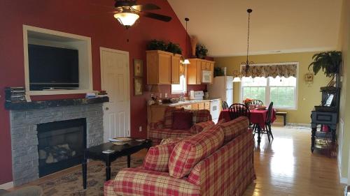 55- LAKE AND BOURBON TRAIL GETAWAY in Taylorsville, USA