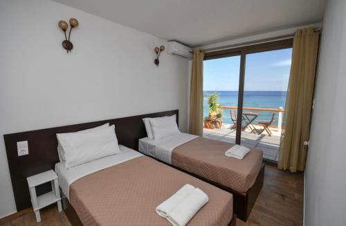 Ferma Beach Villas