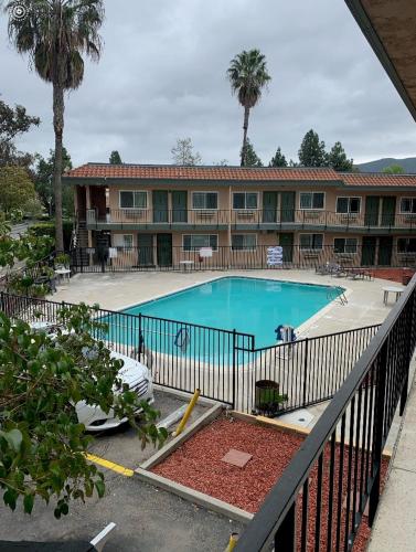 Americas Best Value Inn Thousand Oaks