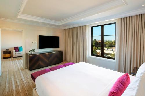 The St. Regis Atlanta - image 9