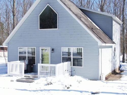 *4BR 2BA N Shore Hidden Retreat*