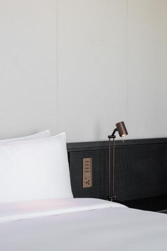 Standard Double Room image 2