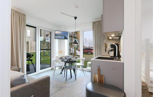 Two-Bedroom Apartment in Lembruch/Dummer See - image 2