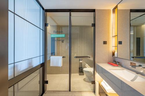 Standard Room image 2